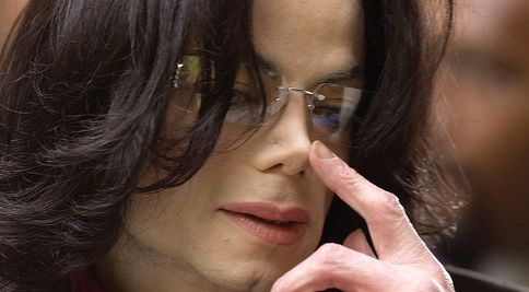 De ce purta Michael Jackson „plasturi” pe nas. Dezvăluirile făcute de fostul său bodyguard