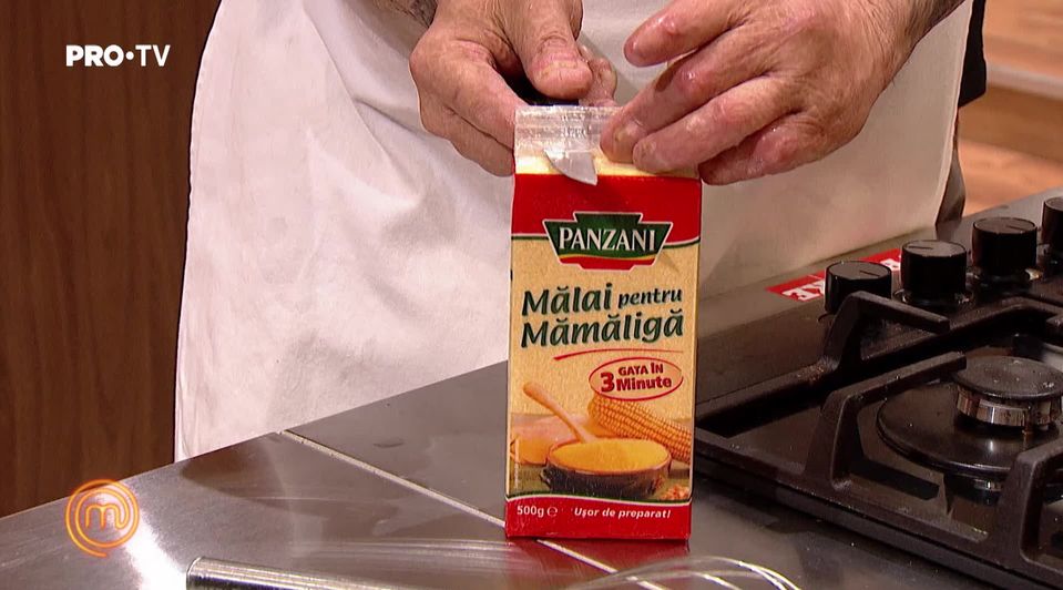 Rețetă Panzani - Piept de bibilică pe pat de mămăligă