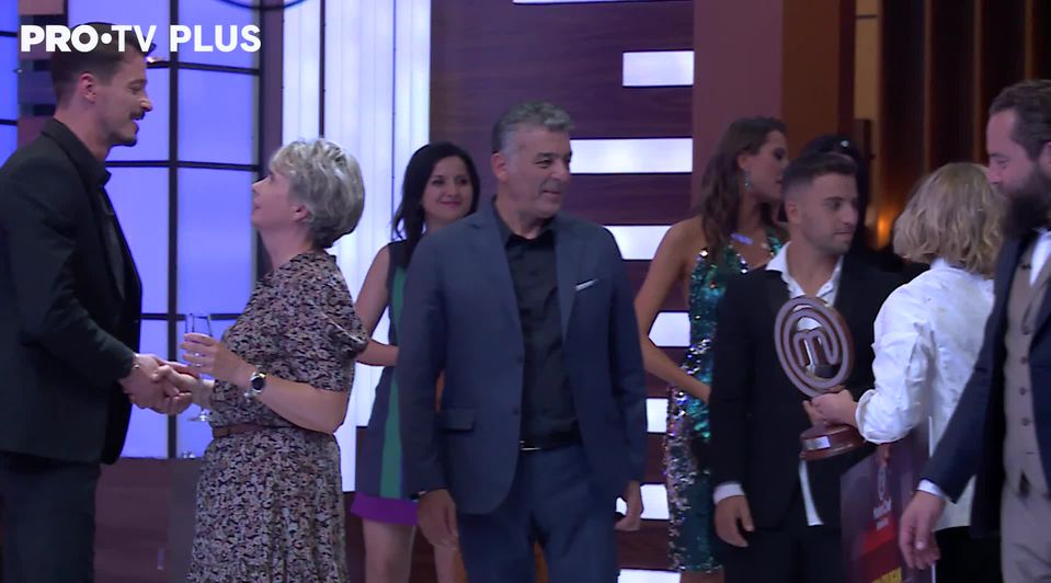 Care a fost detaliul care a facut diferența între farfuria Alinei și farfuria lui Cezar