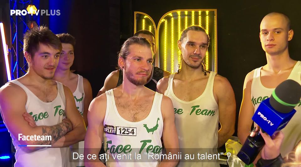 Basketball-ul văzut ca un moment artistic la Românii au talent. Au făcut show pe scenă cu mișcările lor Basketball-ul văzut ca un moment artistic la Românii au talent. Au făcut show pe scenă cu mișcările lor