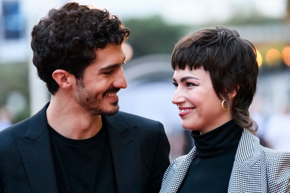 Chino Darín și Úrsula Corberó, 2019