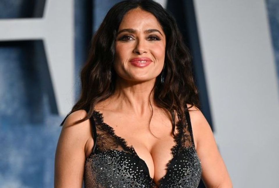 Salma Hayek la Vanity Fair Oscar Party 2023
