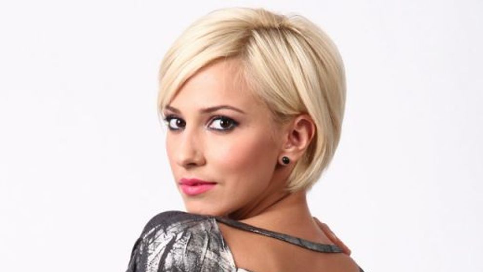 Dana Rogoz: Nu ma abtin de la nimic, mananc orice! VIDEO