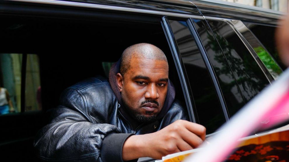 Bianca Censori ar putea apărea fără haine și pe străzile din România. Kanye West are de gând să se mute în Europa, iar țara noastră se numără printre primele sale opțiuni