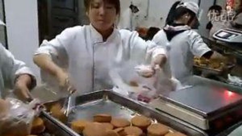 VIDEO. Uite ce isi comanda chinezii de la fast-food: