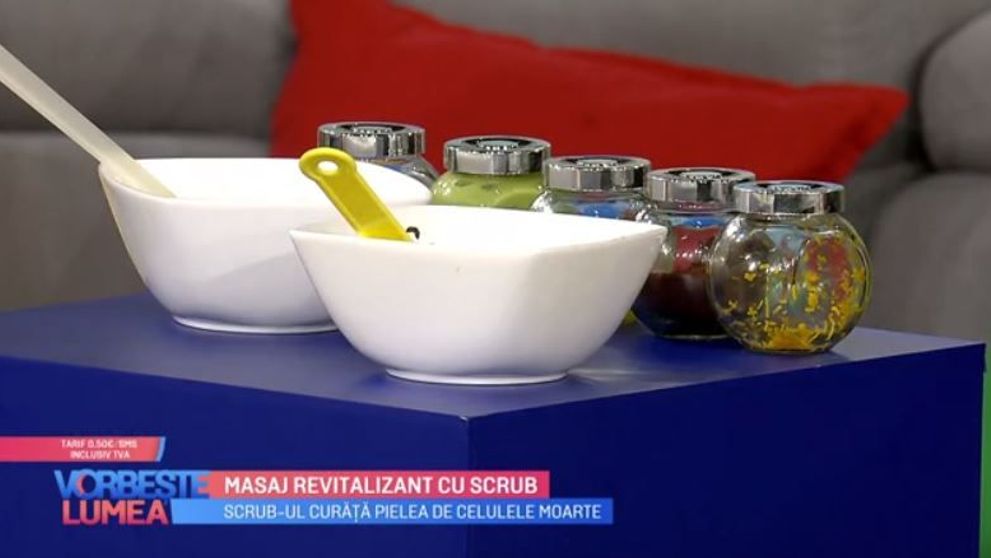 VIDEO Masaj revitalizant cu scrub