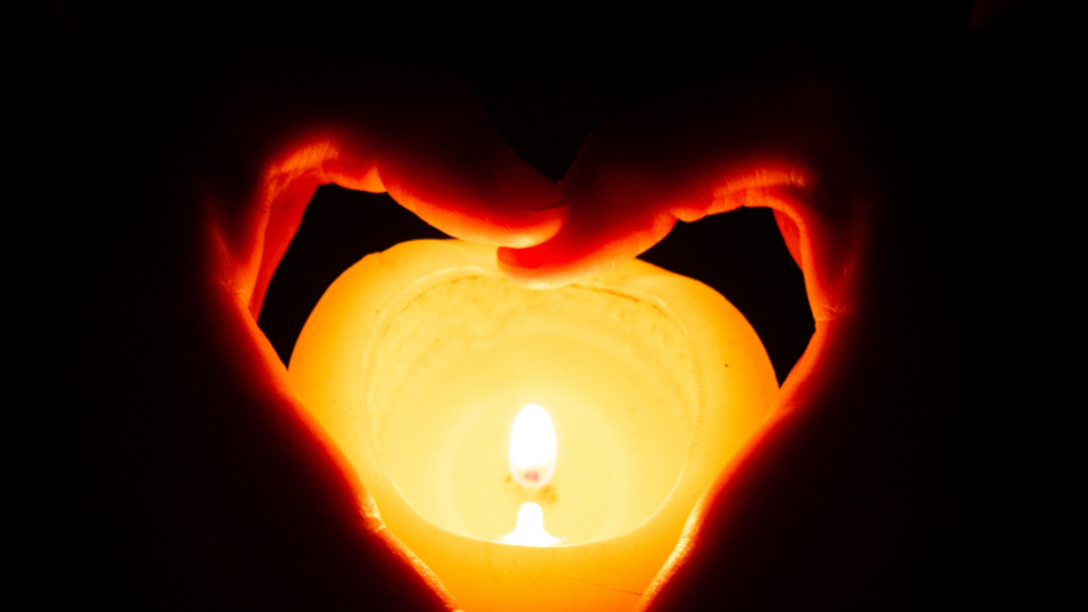 (P)„Dăruiește Lumină” – Tradiția de a face bine continuă, cu sprijinul românilor