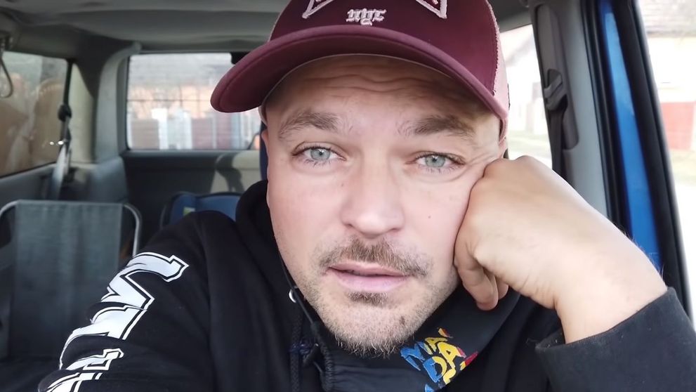 Puya își amenajează casa de la țară cu ajutorul fanilor. „Nu credeam că o să vină așa mulți”