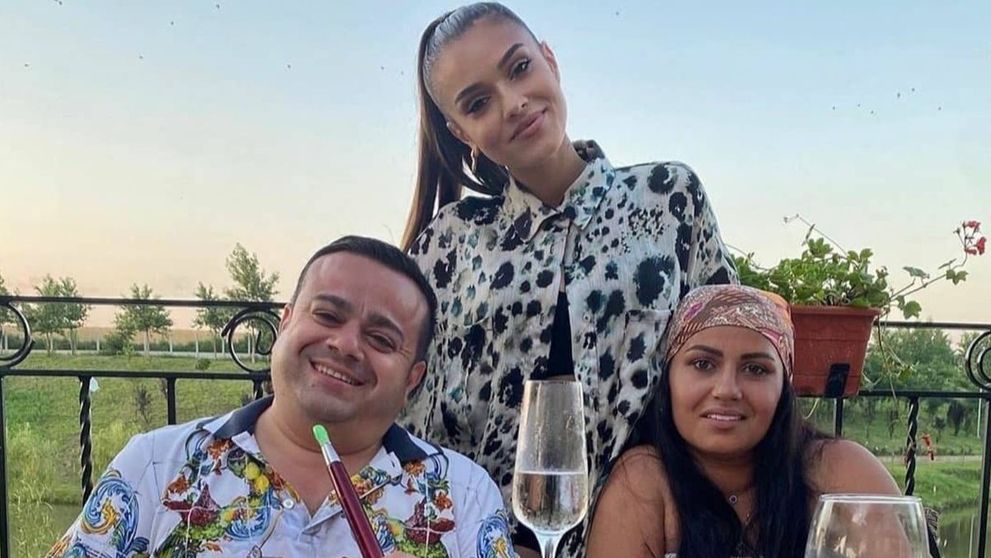 Adrian Minune și Cati Simionescu sunt rude. Artistul a explicat ce grad de rudenie există între ei: „De aceea nu au vrut familiile noastre să fim împreună”
