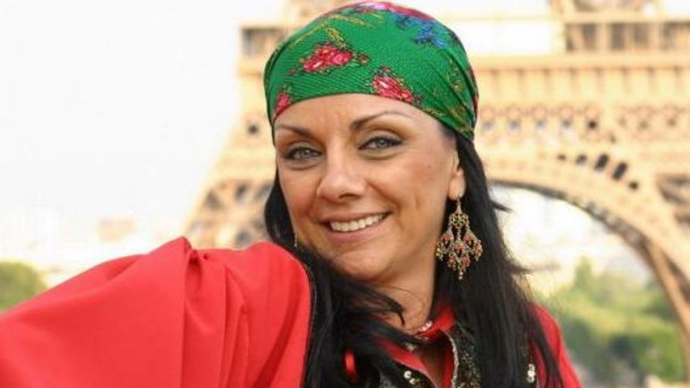 Tot showbiz-ul romanesc a sarbatorit-o pe Carmen Tanase, Flacarica din 
