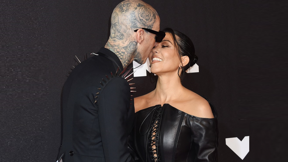 Sfatul ciudat pe care Kourtney Kardashian l-a primit de la medicul ei, ca să rămână gravidă cu Travis Barker