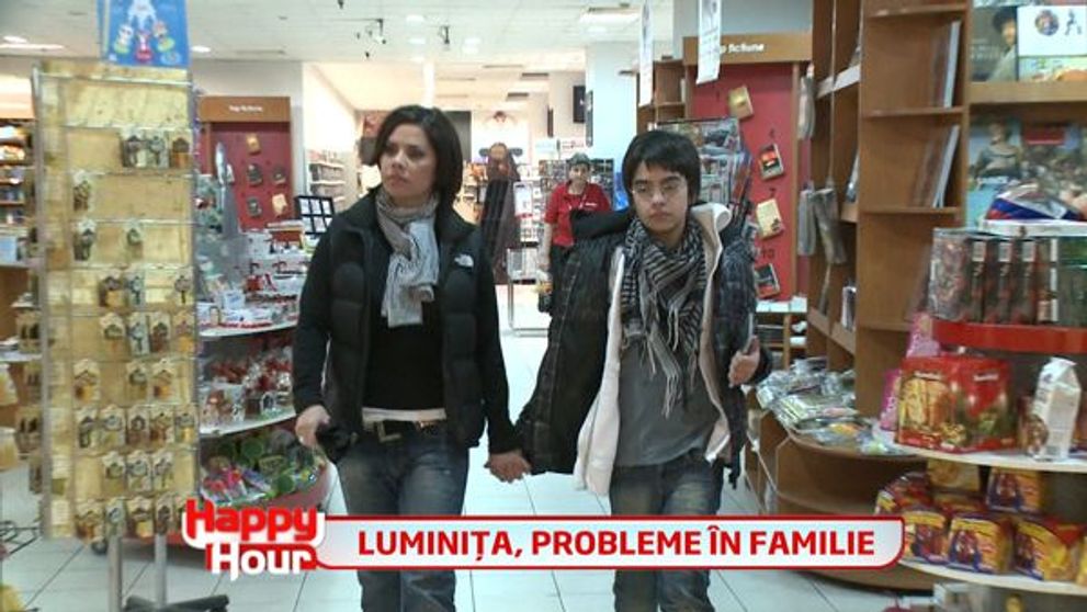 Fiul Luminitei Anghel ii face numai probleme vedetei!