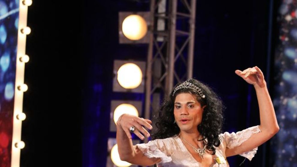 Mihai Petre – pus la punct de un concurent de la “Romanii au talent”