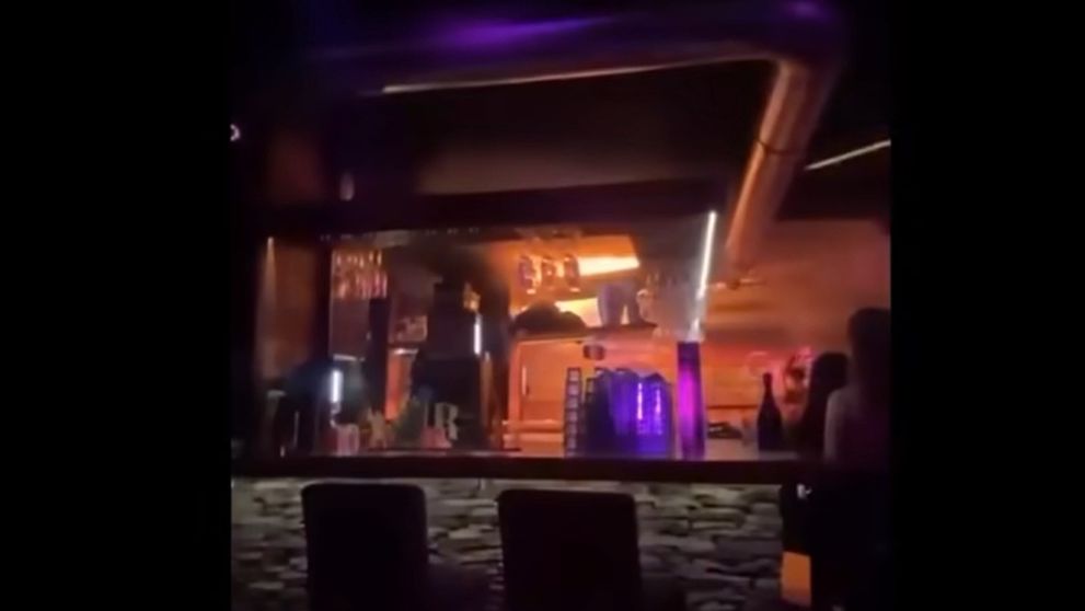 Imaginile care arată exact momentul în care barul din Elveția a luat foc. Procurorii au dezvăluit cauza incendiului din Crans-Montana
