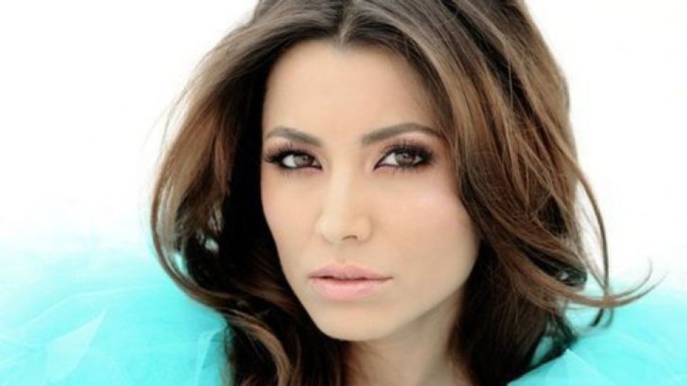Lili Sandu, o frumusete fara cusur la TV si in reviste. Iata cum arata, insa, cand isi da jos 