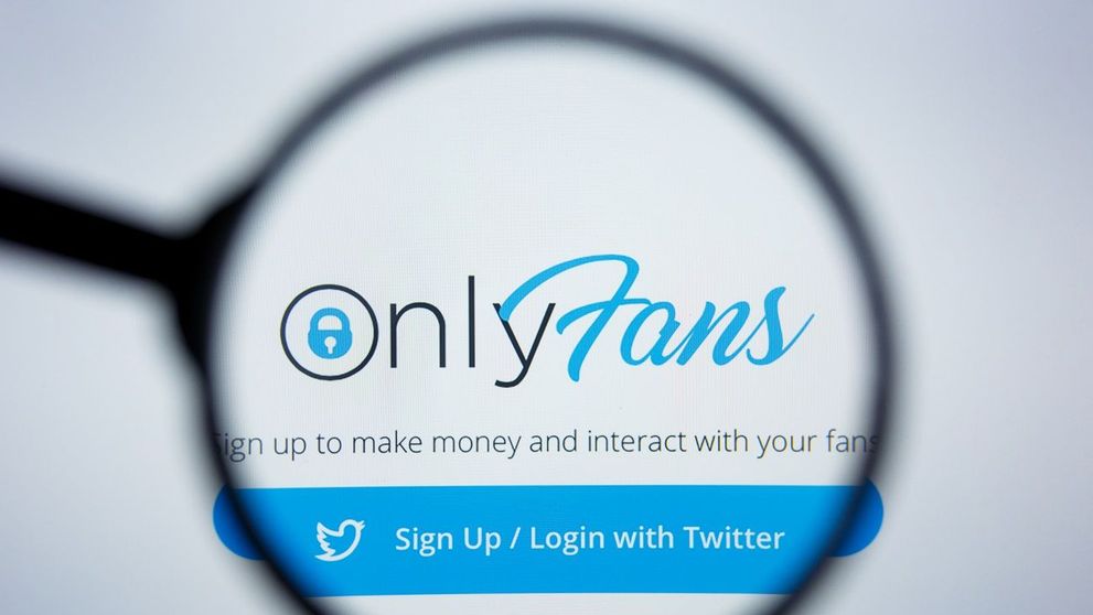 OnlyFans va interzice postările explicite ale creatorilor de conținut înregistrați în platformă. Care e motivul
