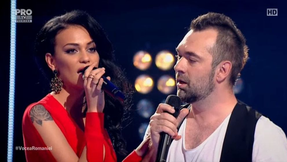 Pasiune si emotie pe scena de la Vocea Romaniei. Marius Moga a ales-o pe Andreea Olaru dupa un moment impresionant