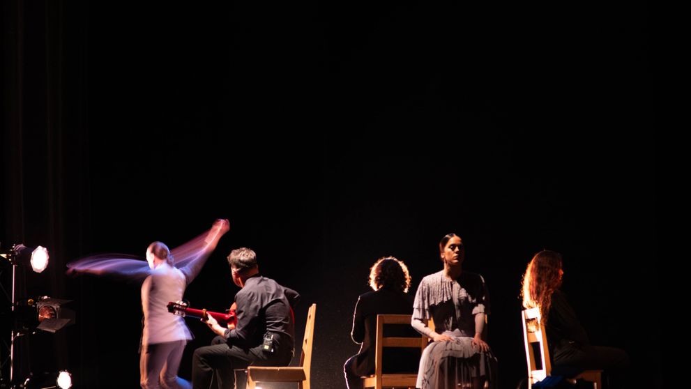 Dansatorul de flamenco Alfonso Losa, considerat „maestrul maeștrilor”  la nivel mondial, a ridicat sala în picioare la Iași, cu spectacolul „Alter Ego” din cadrul Romanian Creative Week