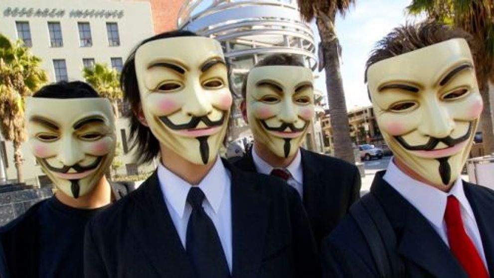 PlayStationNetwork dat jos de hackerii de la Anonymous