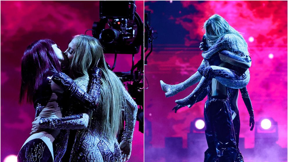 Jennifer Lopez, ridiculizată după ce a sărutat trei dansatori pe scenă: „Ai nevoie de ajutor. Ești disperată. Ca mamă, ar trebui să-ți fie rușine.”