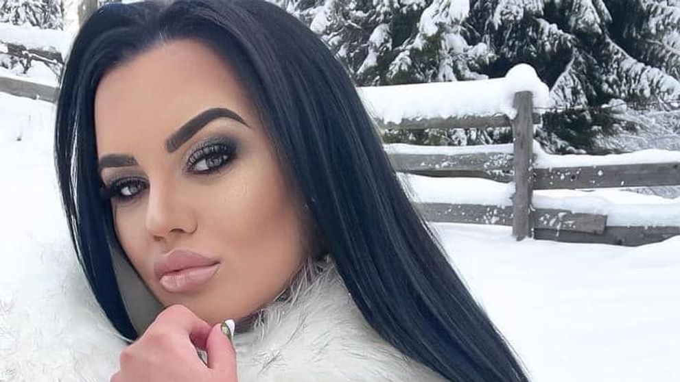 Carmen de la Sălciua, din nou pe locul 1 în trending! Cu ce piesa i-a cucerit pe români