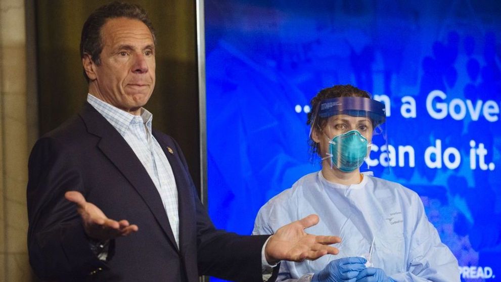Guvernatorul statului New York și-a făcut testul pentru coronavirus în direct. De ce a fost amuzat
