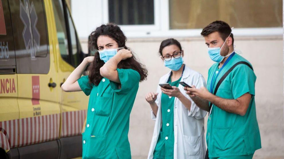 Tot mai mulți pacienți “vindecați” de Covid-19, din nou pozitivi. Ce spun experții: te poți infecta din nou?