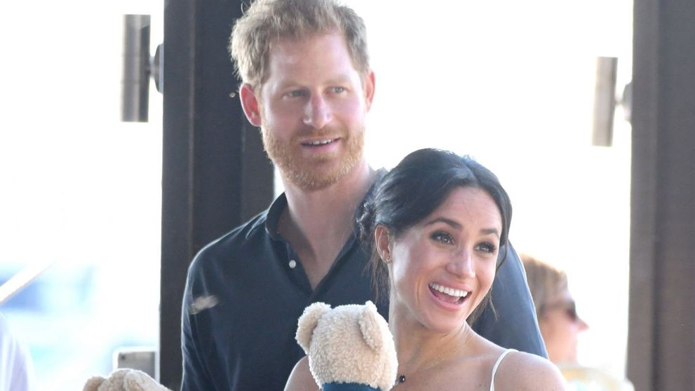 Meghan Markle a încălcat, din nou, protocolul, cu o ținută extrem de îndrăzneață