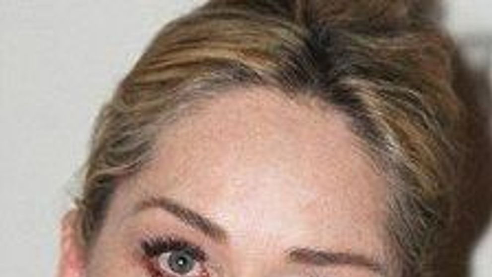 Momentul in care cea mai dorita femeie din lume a izbucnit in lacrimi: cum i-a impresionat Sharon Stone pe fani cu aceste imagini
