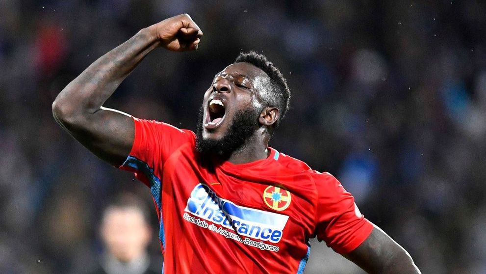 Inainte sa rupa plasele pentru Steaua, Gnohere a fost fotomodel! Vezi cum arata 