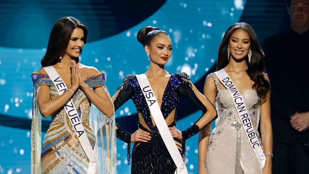 Miss SUA, încoronată Miss Univers. Internetul a luat foc: “Au dat coroana celei care o merita cel mai puțin”