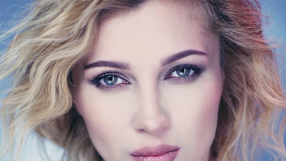 Imaginea pe care multi barbati isi doreau sa o vada. Lora, fotografie NUD, postata pe internet