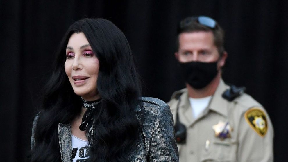 Cher, criticată intens pentru o postare nepotrivită despre moartea lui George Floyd