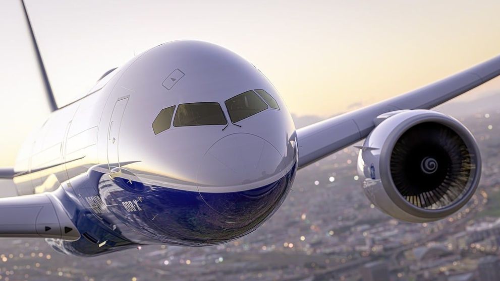 Amenda colosală pe care trebuie să o plătească un român, după ce a fumat în avion