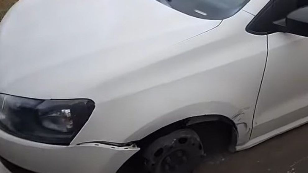 Şofer prins conducând o maşină fără cauciucuri. MAI: Nu pleca la drum dacă nu ai mașina echipată cu anvelopele potrivite! FOTO&VIDEO