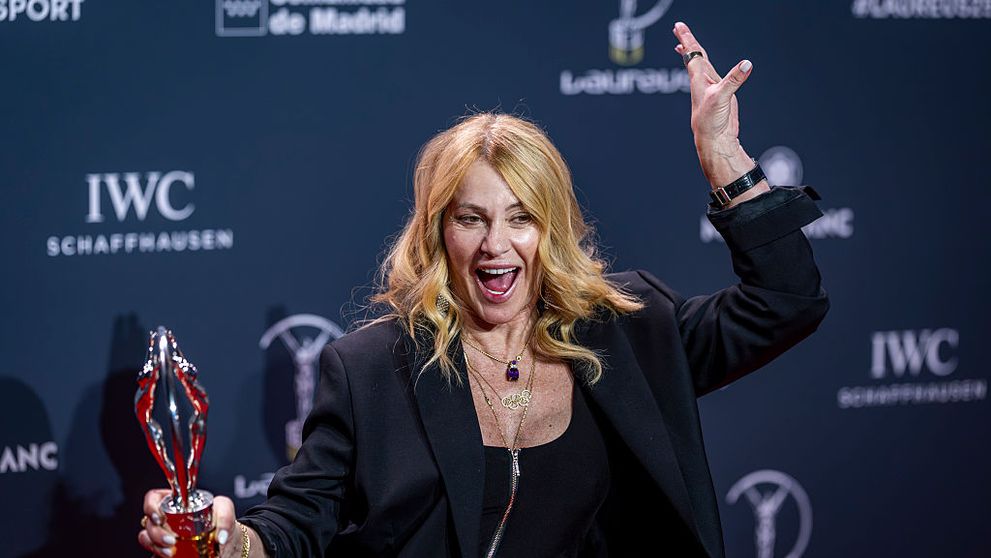 Nadia Comăneci, distincție istorică la gala Laureus, un discurs printre lacrimi și o apariție memorabilă! Detaliul care a atras atenția tuturor la Madrid