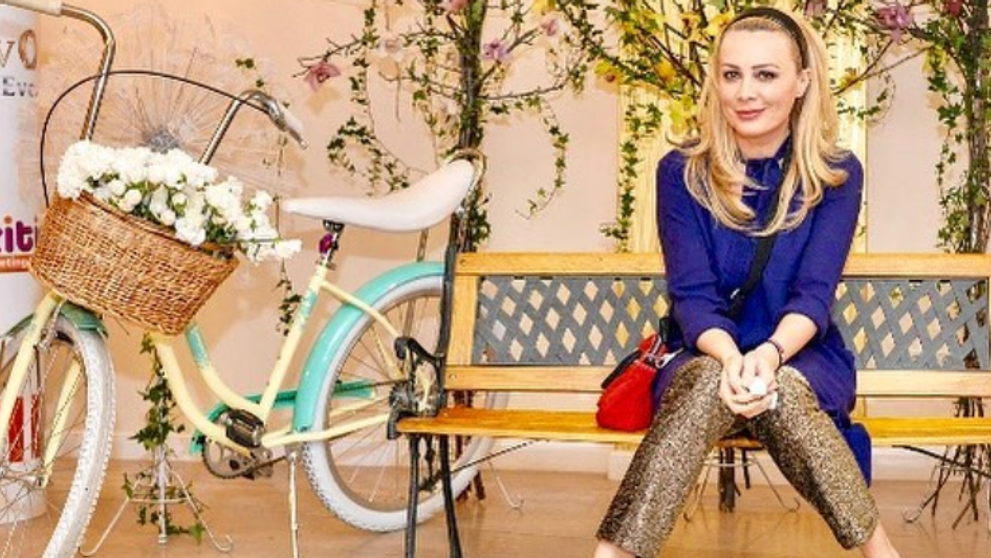 VIDEO Dana Săvuică, fashionistă și în sala de sport