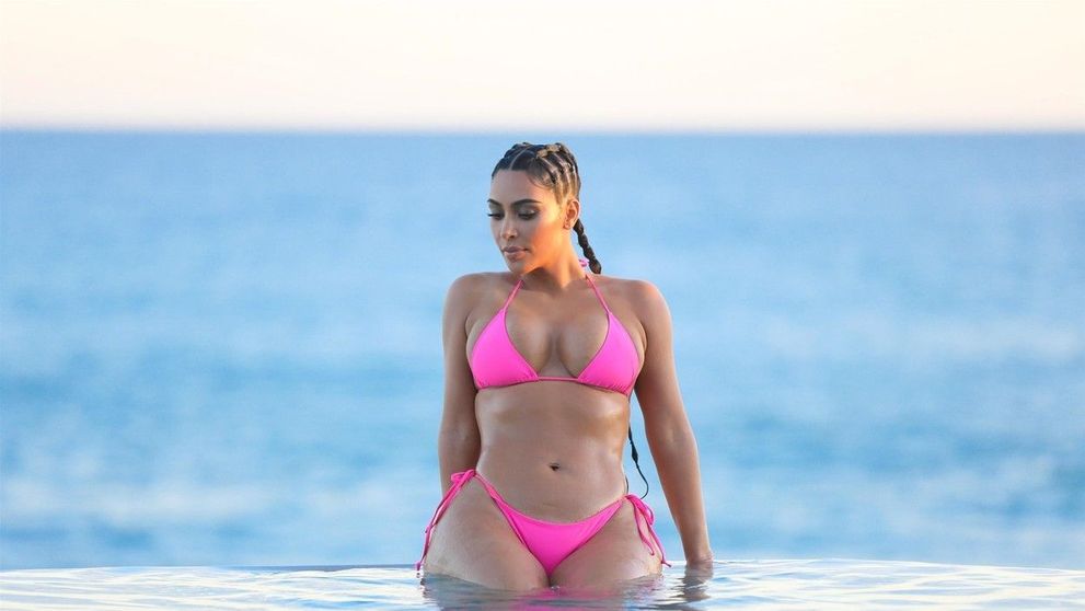 Kim Kardashian și-a dezvăluit cel mai mare defect anatomic: ”Este ciudat rău”