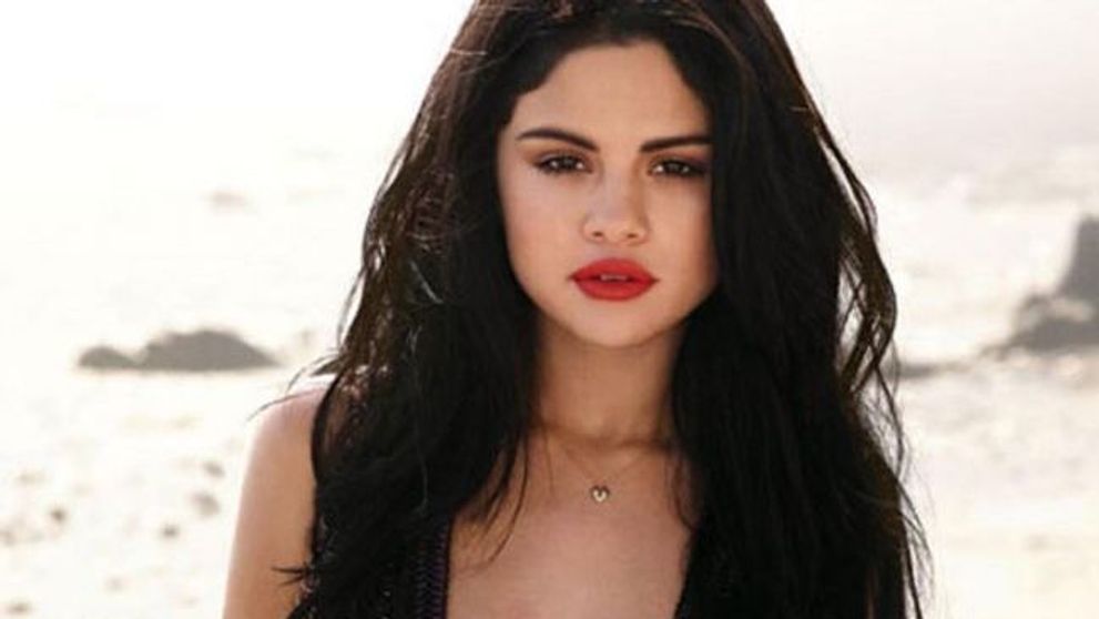 Selena Gomez a dat de necaz. Iubita lui Justin Bieber isi arata latura rebela
