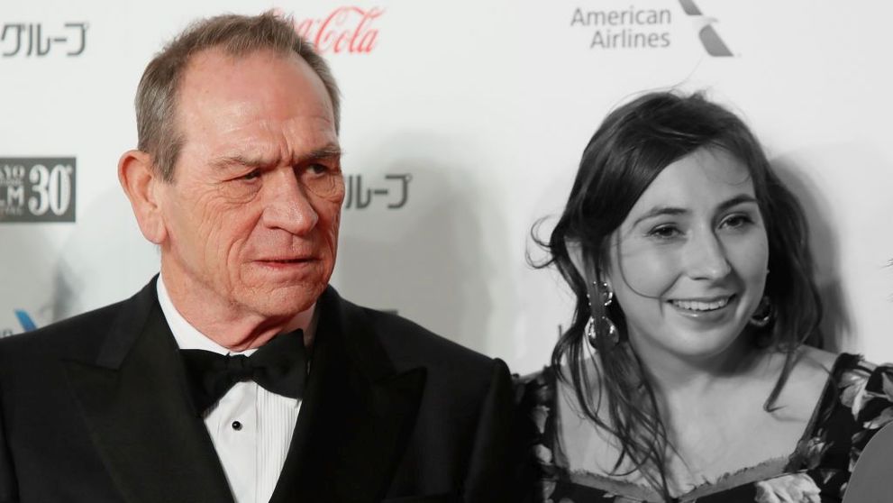 Detalii tulburătoare despre moartea fiicei lui Tommy Lee Jones. Ce a crezut despre ea un bărbat care a văzut-o întinsă pe jos de Revelion într-un hotel din SUA