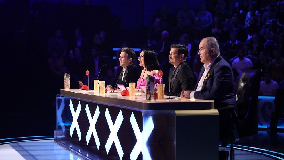 Publicul și jurații au ales aseară primii 5 finaliști ai sezonului #9suprem Românii au talent!