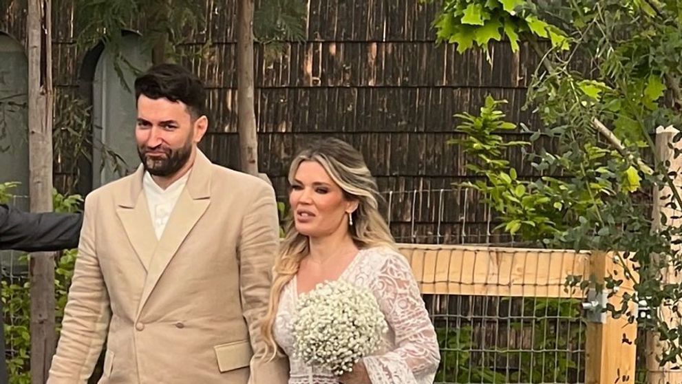 Nunta anului! Smiley, declarație de dragoste emoționantă pentru proaspăta sa soție, Gina Pistol: ”E superbă”