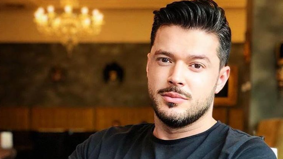 Victor Slav s-a fotografiat alături de iubita lui. Cum arată femeia care l-a cucerit