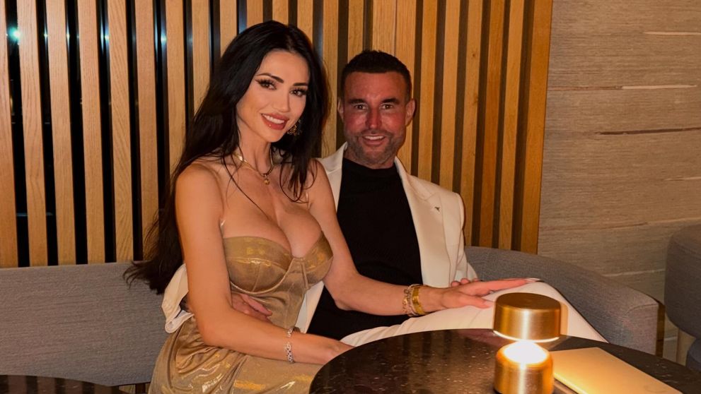 Andreea Sasu a rupt tăcerea despre starea sa de sănătate, după ce a fost la un pas de sepsis: „Am făcut 10 operații până acum”. Partenera lui Philipp Plein a ajuns la spital cu febră 40:  „Aveam dureri. Plângeam zi și noapte”