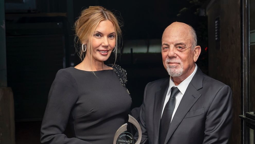Billy Joel şi-a anulat concertele din cauza unei afecţiuni a creierului. Simptomele sale seamănă cu cele ale demenţei VIDEO