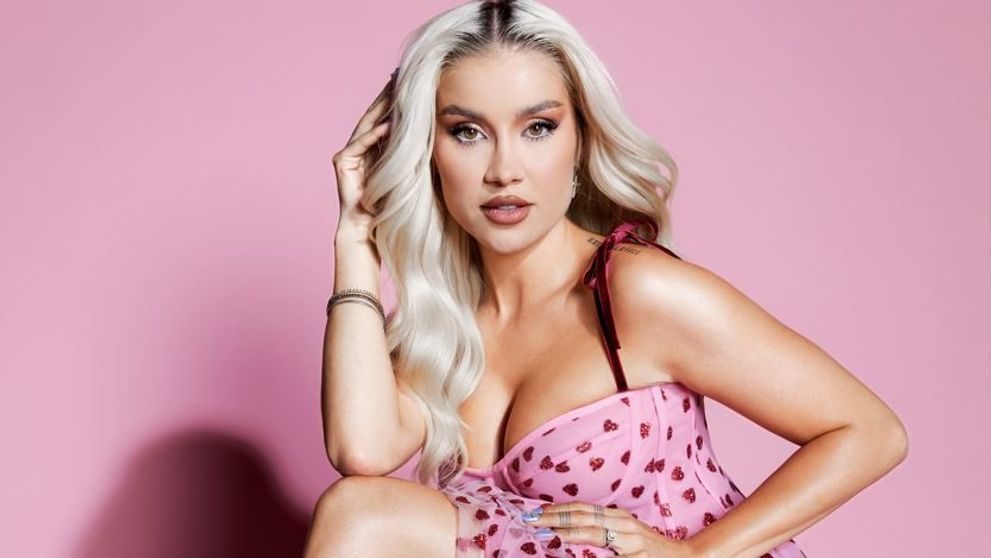 Cine e prezentatoarea Love Island România, show-ul care te ajută să-ți găsești jumătatea, la VOYO și PRO TV