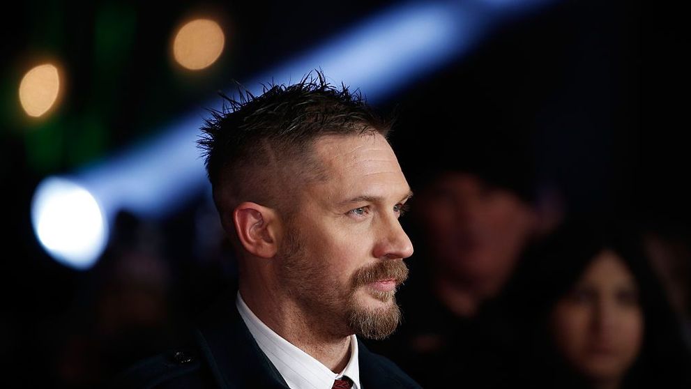A apărut ultima imagine cu Tom Hardy în rolul lui Al-Capone. Asemănare incredibilă a actorului cu celebrul gangster
