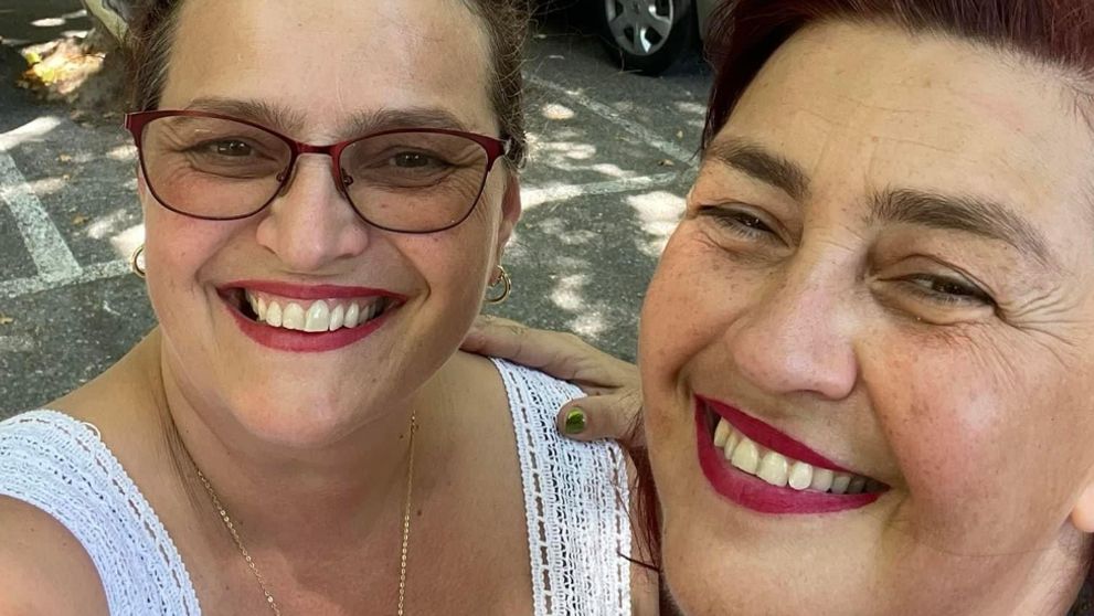 Rinda Hartner, mesaj sfâșietor, la 40 de zile de când sora ei, Rona Hartner, s-a stins din viață: „Dumnezeu să te primească în casa lui”