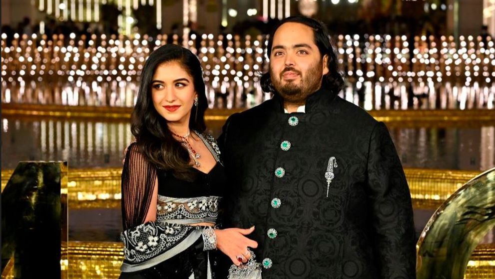 Cum a început povestea de dragoste dintre Anant Ambani și Radhika Merchant, cuplul care va avea cea mai scumpă nuntă din lume: 