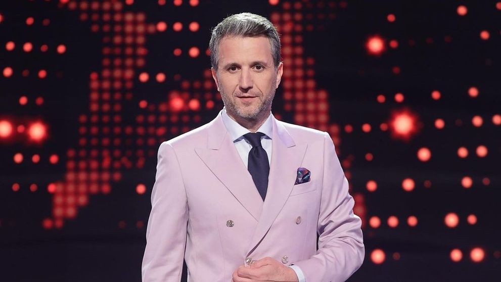 Andi Moisescu a împlinit 51 de ani. Mesajele din partea prietenilor și dedicație muzicală în direct